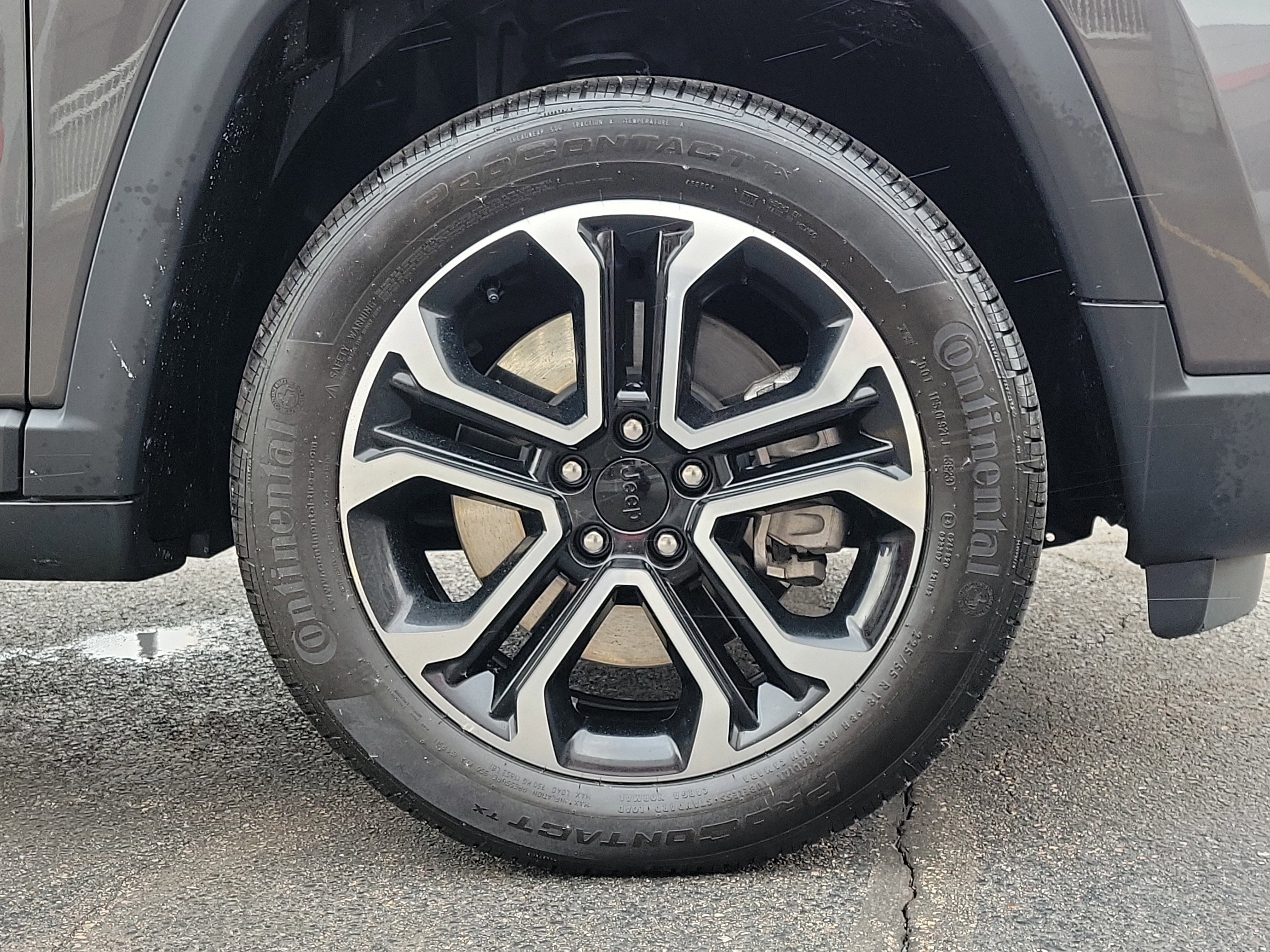 Used 2024 Jeep Compass Limited image 5