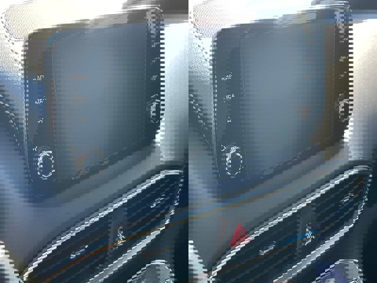 Used 2022 Hyundai Santa Fe SEL w/ Convenience Package image 11