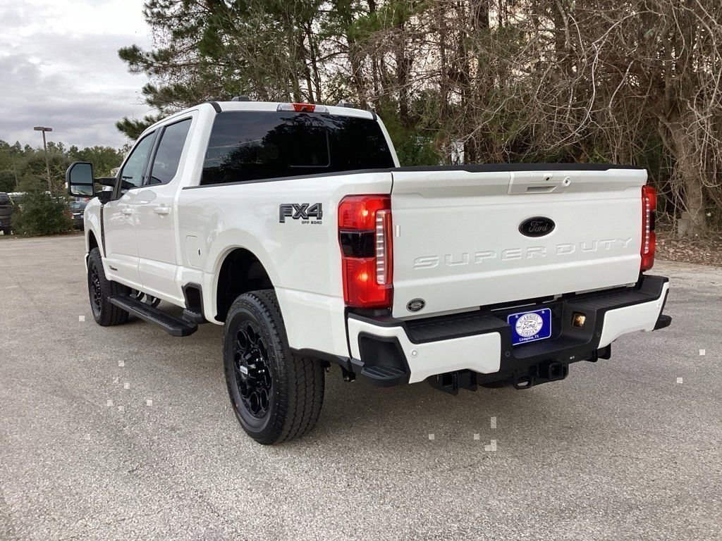 New 2026 Ford F250 Lariat w/ Black Appearance Package image 7