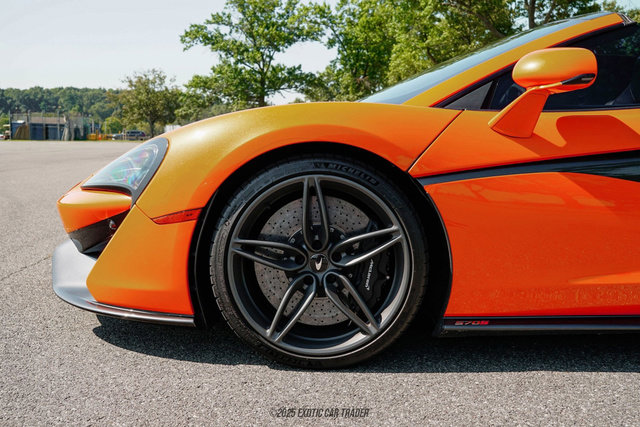 Used 2019 McLaren 570S Spider image 4
