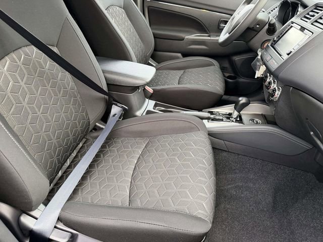 New 2025 Mitsubishi Outlander Sport ES image 9
