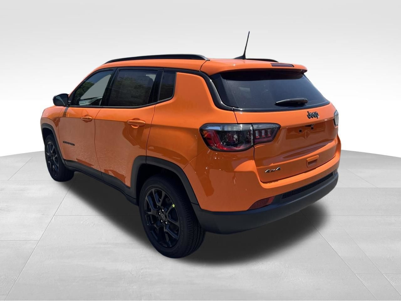 New 2026 Jeep Compass Latitude AWD/4WD image 3