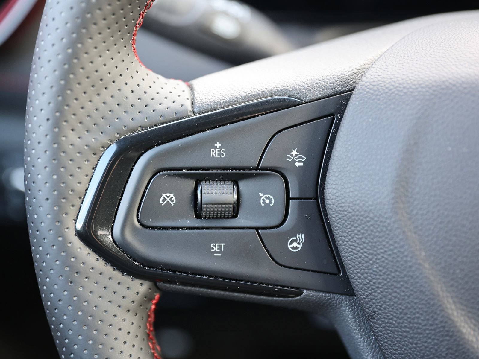 Used 2026 Chevrolet TrailBlazer RS w/ Convenience Package image 40