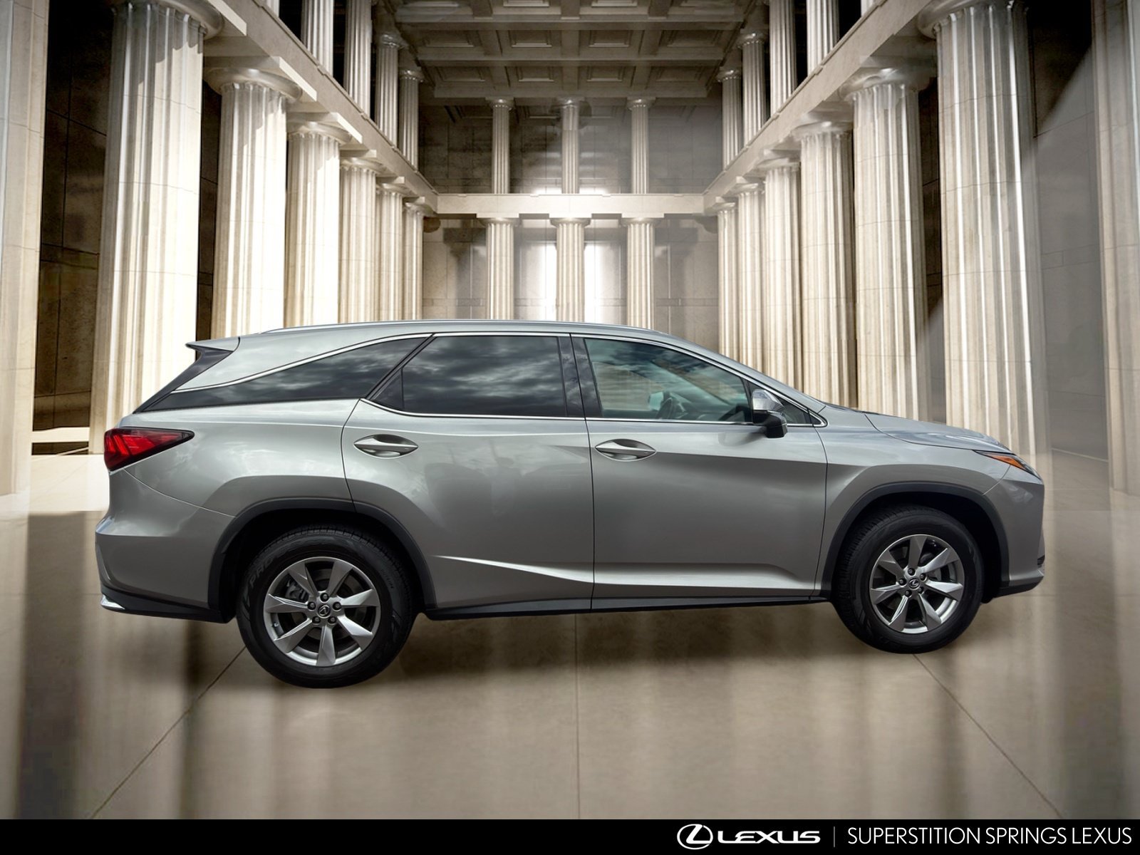 Used 2019 Lexus RX 350L FWD w/ Accessory Package image 3