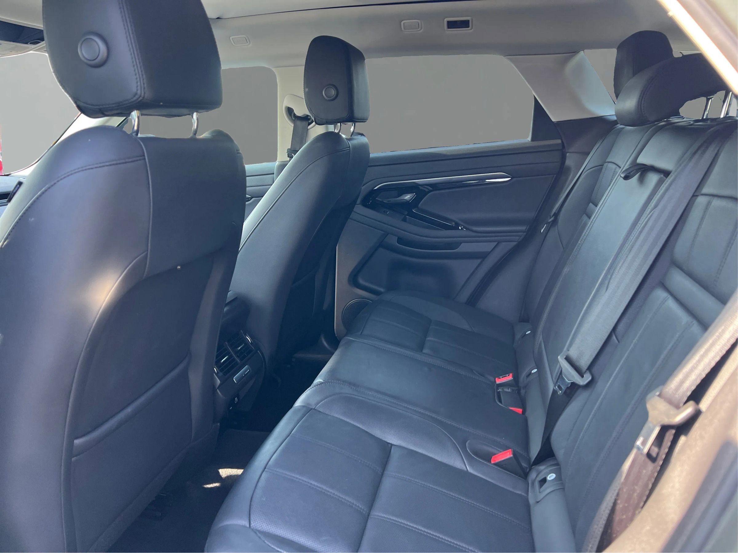 Used 2023 Land Rover Range Rover Evoque S image 10