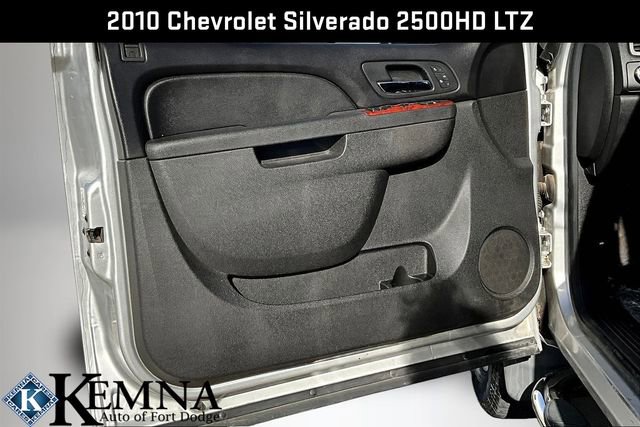 Used 2010 Chevrolet Silverado 2500 LTZ w/ Convenience Package image 23