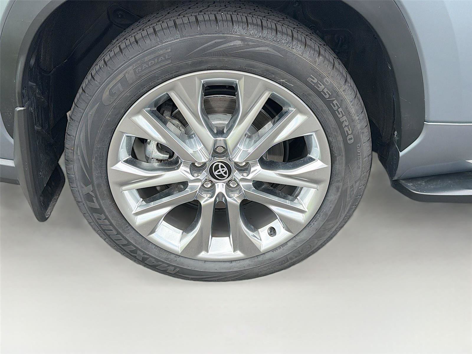 Used 2023 Toyota Highlander Limited AWD/4WD image 34