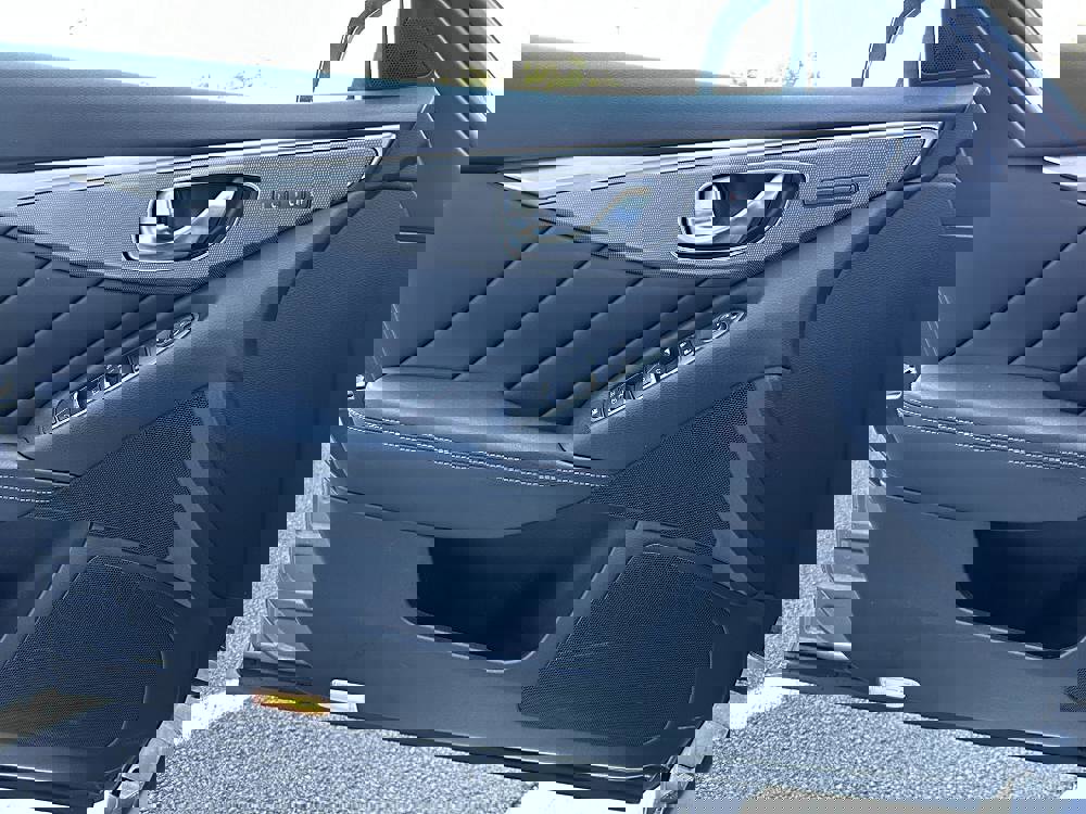 Used 2016 INFINITI Q50 Premium w/ 2.0T Premium Plus Package image 22