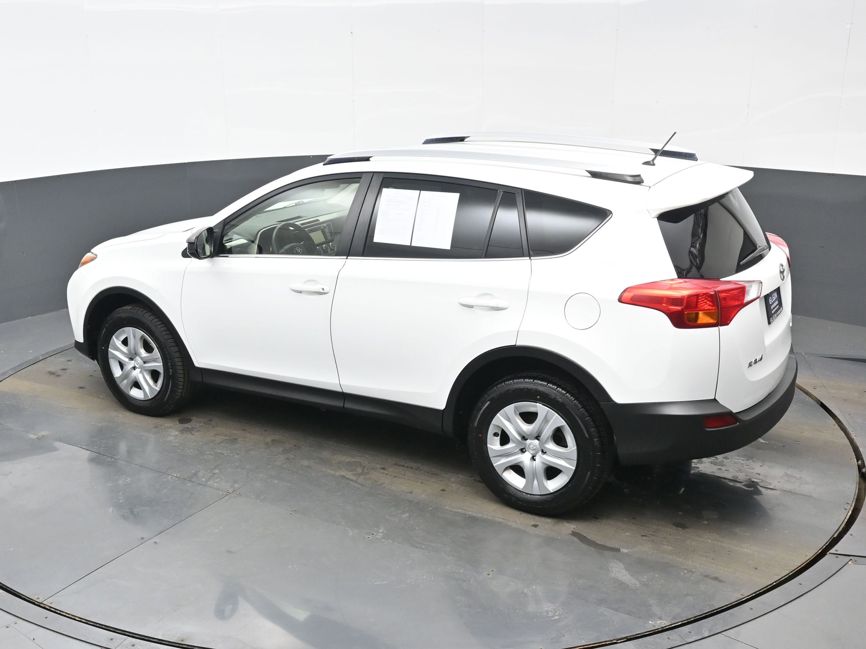 Used 2014 Toyota RAV4 LE image 33