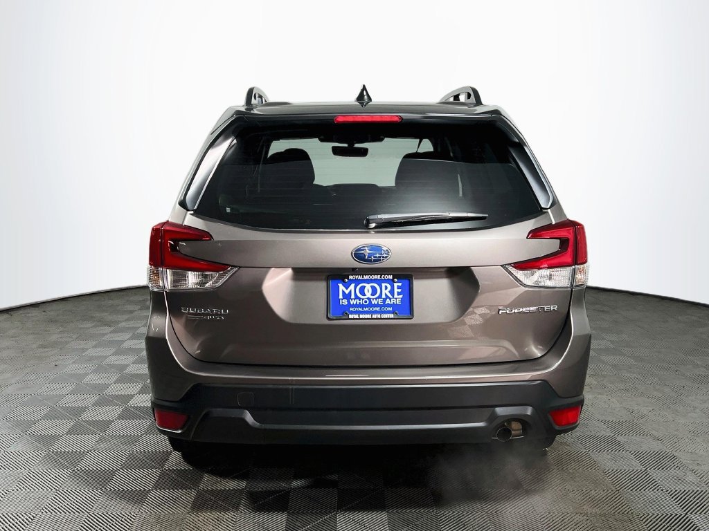 Certified 2024 Subaru Forester Premium AWD/4WD image 6