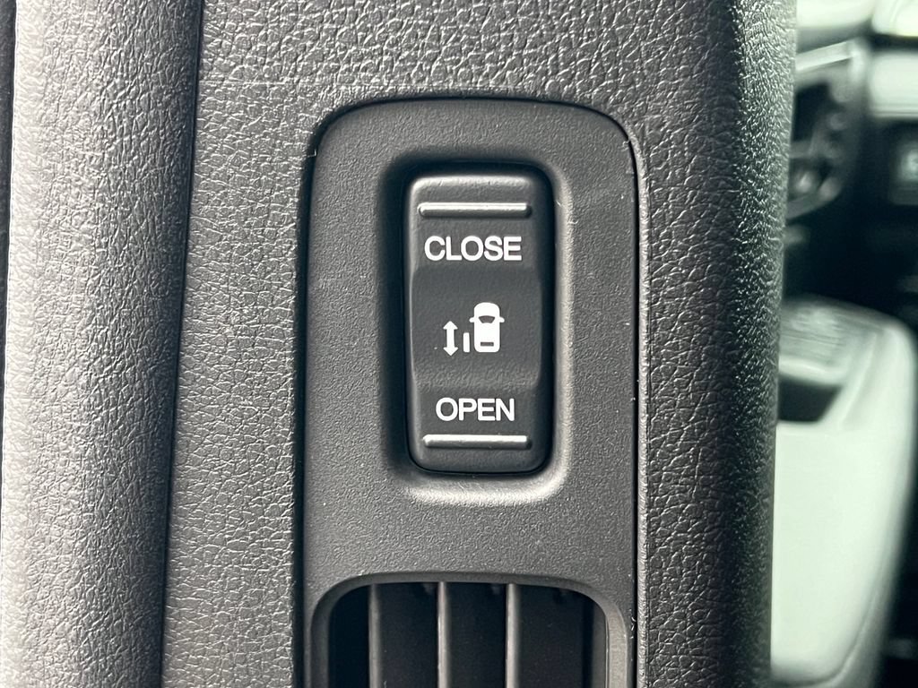 New 2026 Honda Odyssey Touring image 36