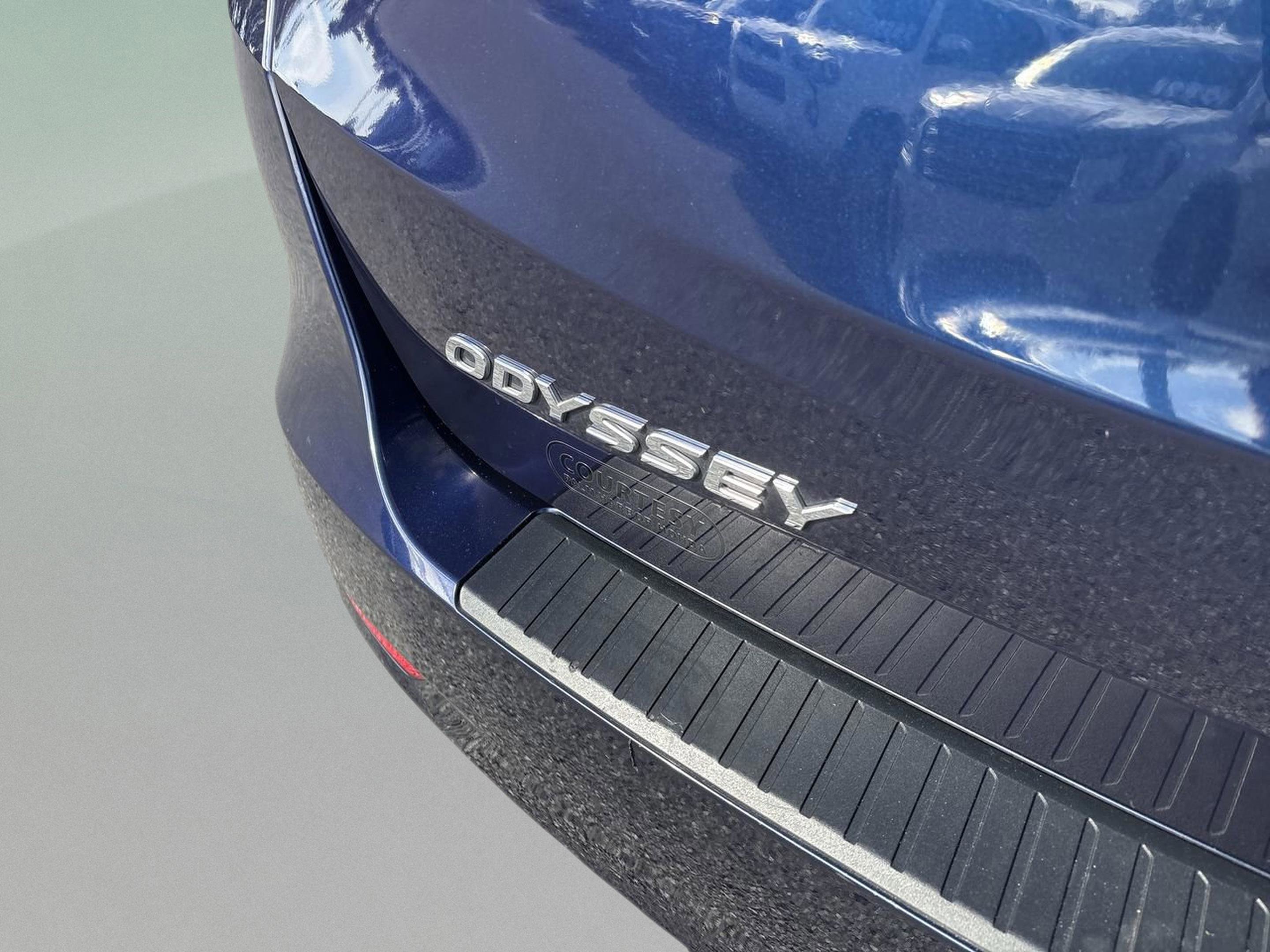 Certified 2024 Honda Odyssey EX-L image 16