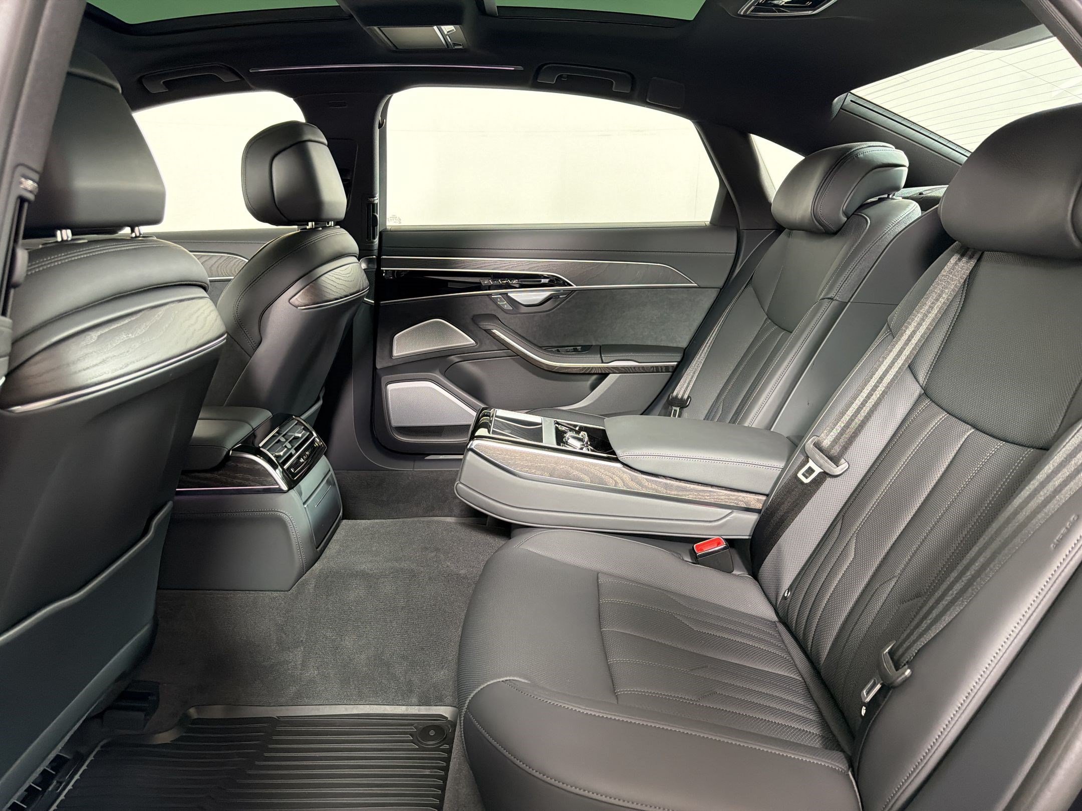 New 2026 Audi A8 L 3.0T AWD/4WD image 27