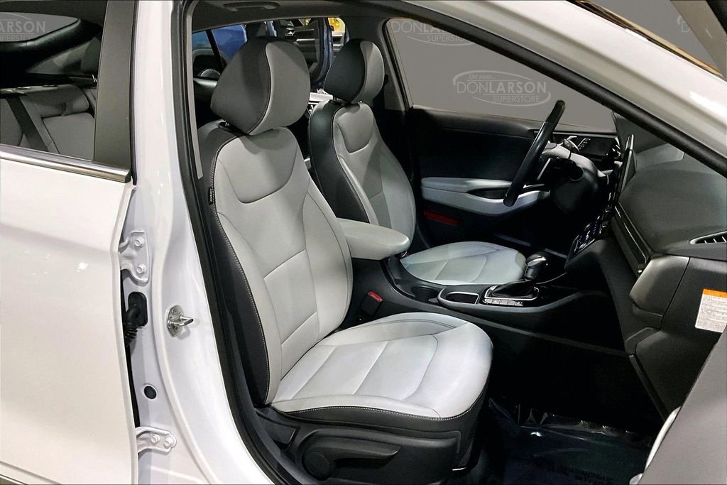 Used 2022 Hyundai Ioniq Limited image 15