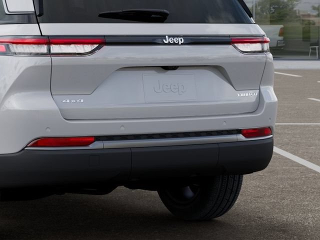 New 2026 Jeep Grand Cherokee Limited w/ Limited Altitude Package AWD/4WD image 13