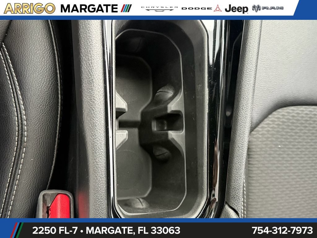 Used 2023 Jeep Compass Latitude AWD/4WD image 27