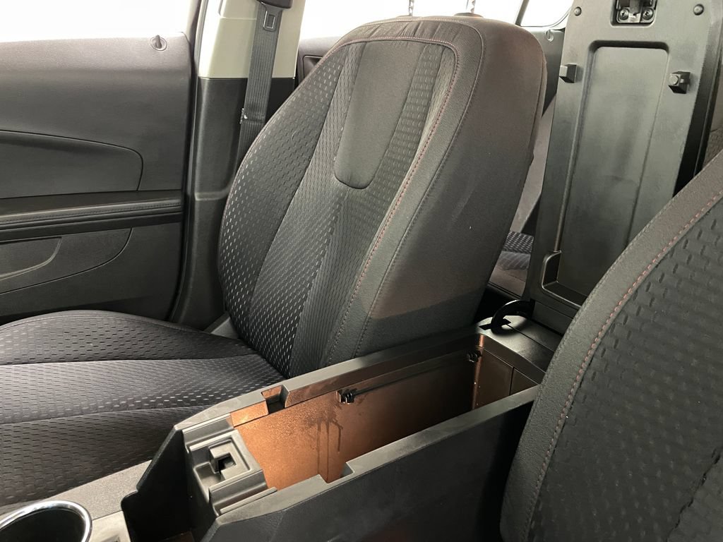 Used 2015 Chevrolet Equinox LS FWD image 29