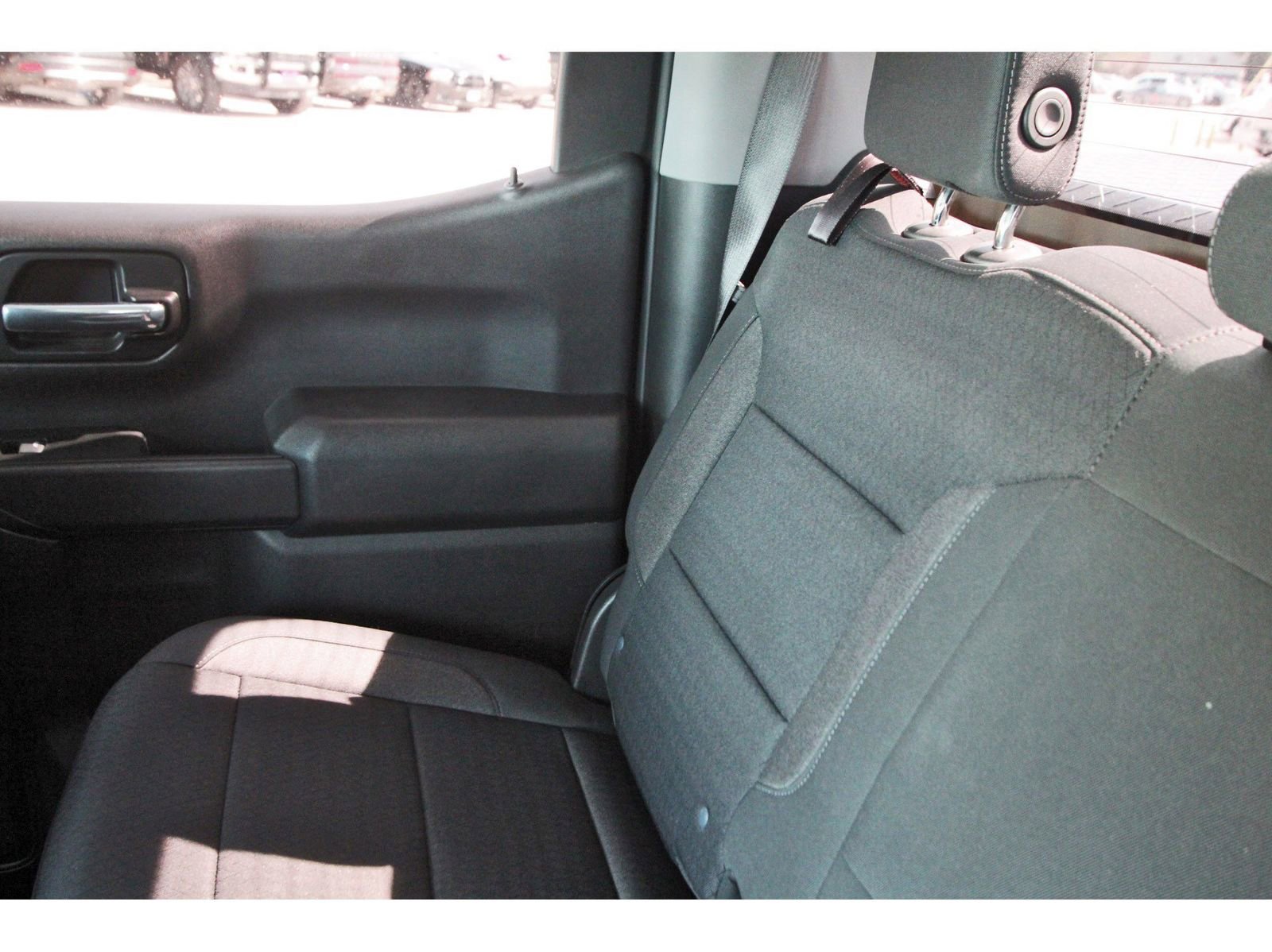 Used 2023 Chevrolet Silverado 1500 Custom image 14