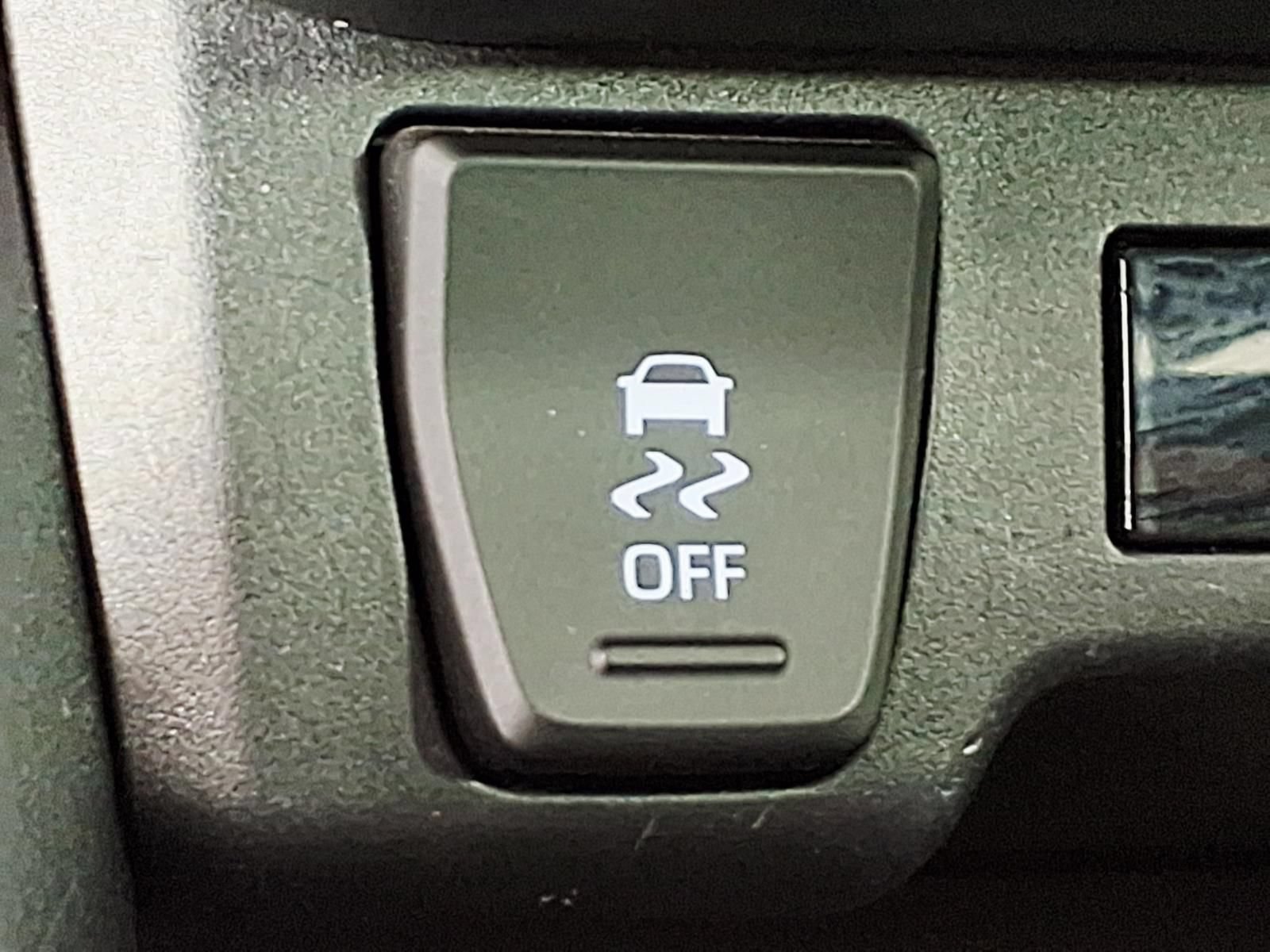 Used 2023 Toyota RAV4 XLE Premium FWD image 22