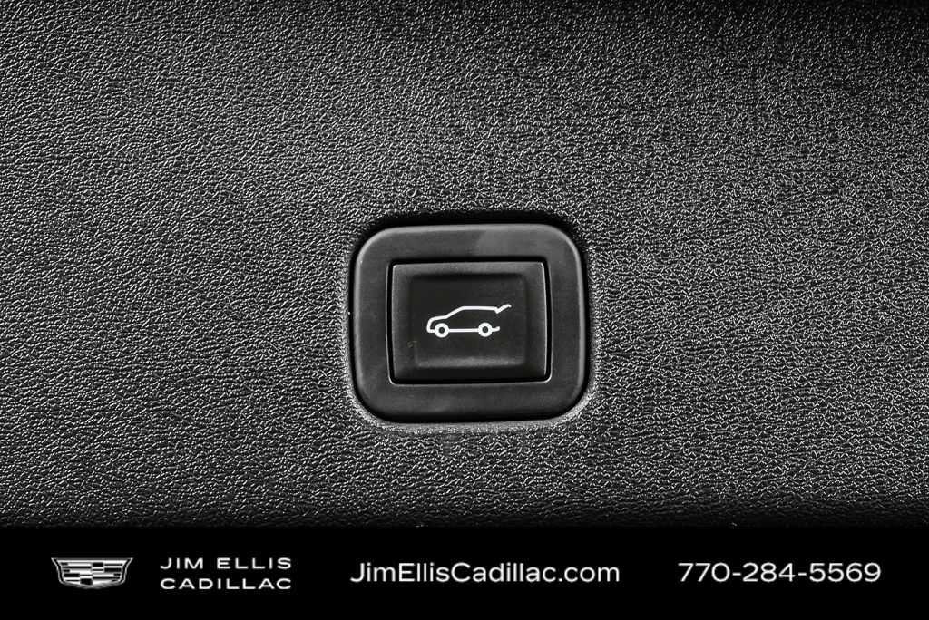 Certified 2025 Cadillac Optiq Luxury 2 w/ LPO, Floor Liner Package AWD/4WD image 29