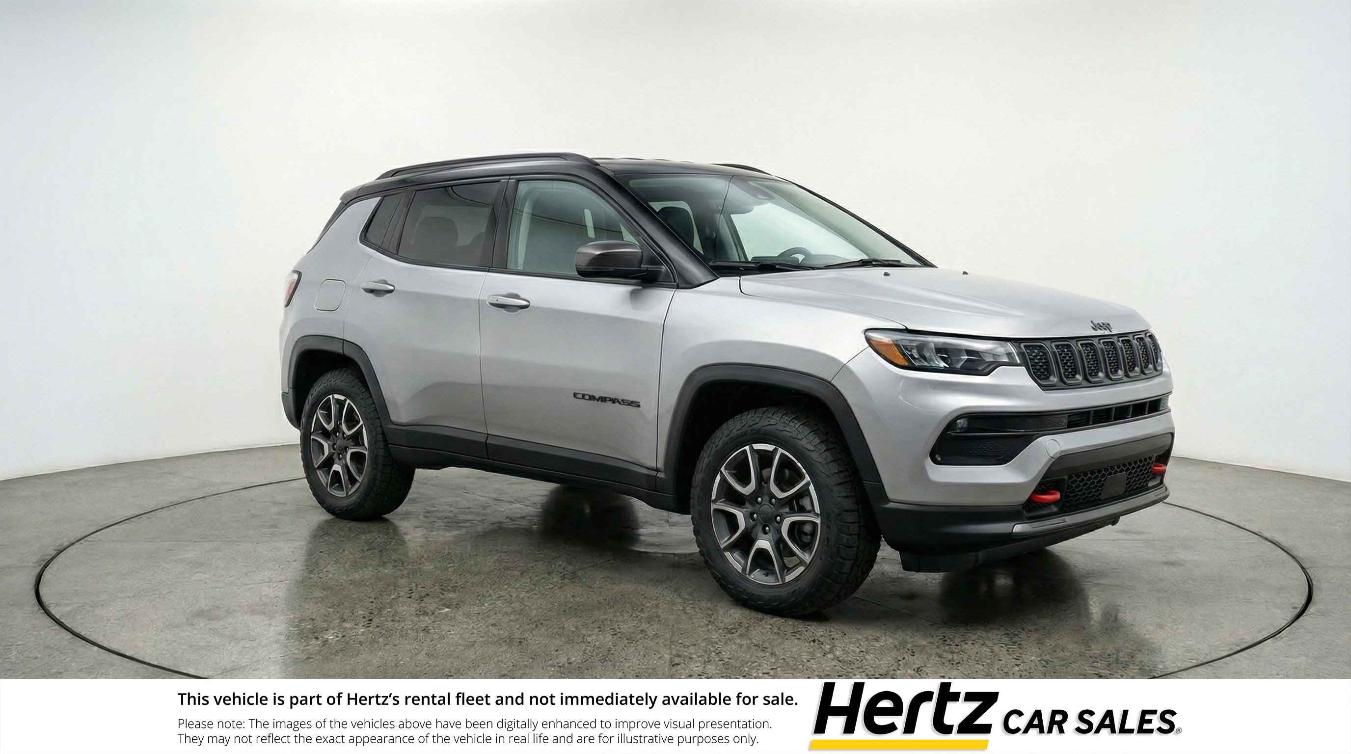 Used 2025 Jeep Compass Trailhawk AWD/4WD image 1
