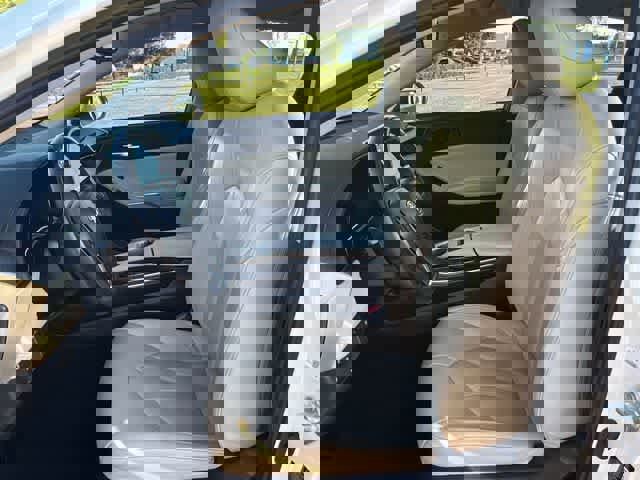 Used 2022 Toyota Avalon XLE image 11