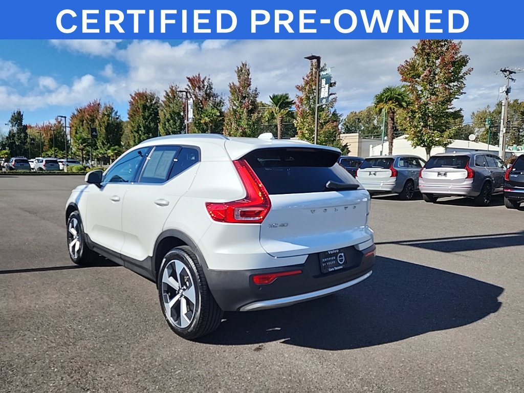 Used 2025 Volvo XC40 B5 Core w/ Protection Package Premier AWD/4WD image 3