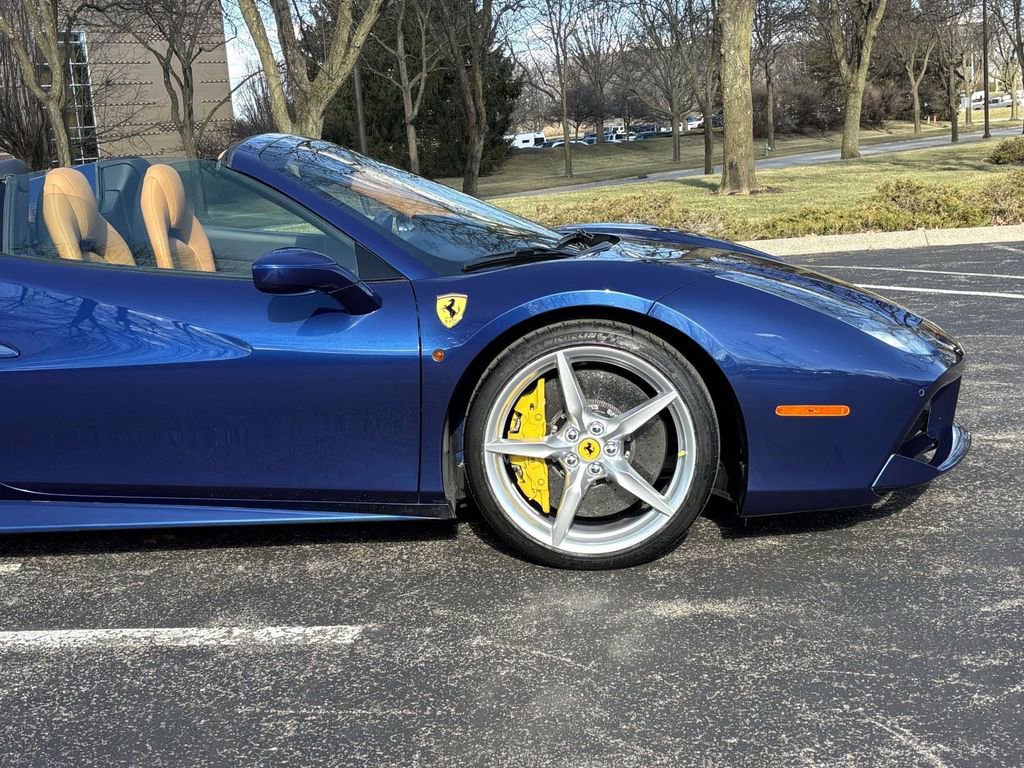 Used 2017 Ferrari 488 Spider image 8