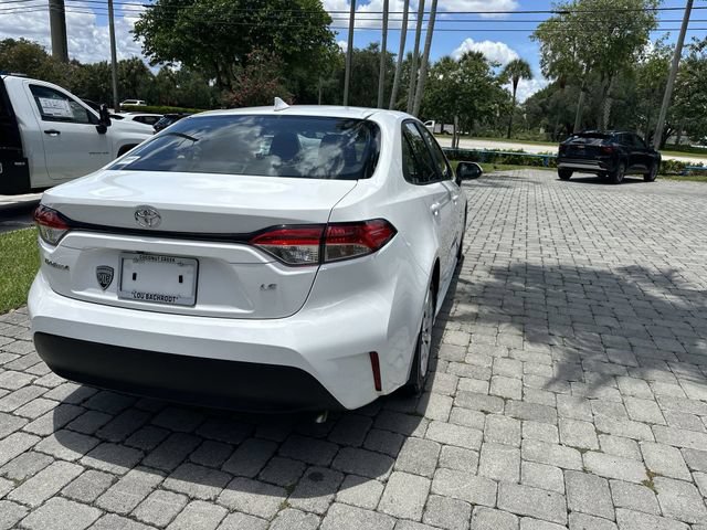 Used 2024 Toyota Corolla LE FWD image 34