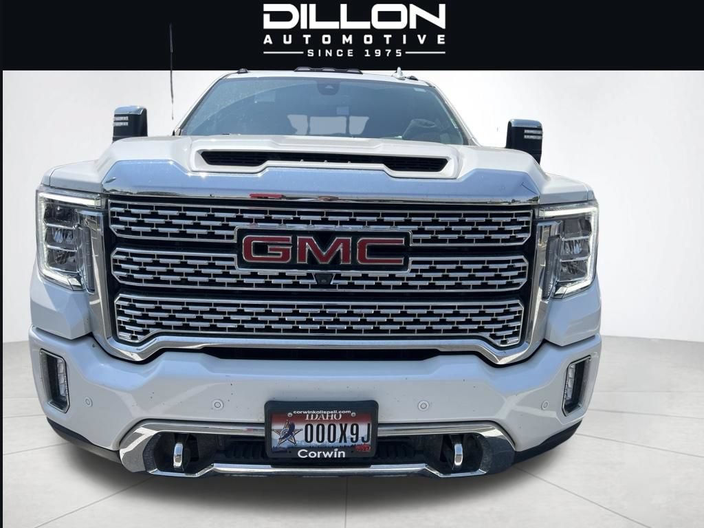 Used 2022 GMC Sierra 3500 Denali AWD/4WD image 2