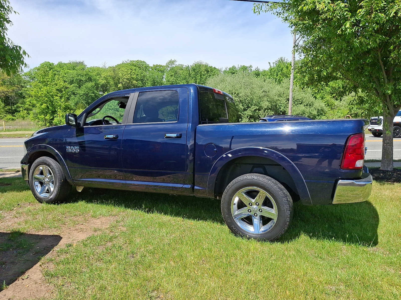 Used 2013 RAM 1500 Classic SLT w/ Big Horn Equipment Group AWD/4WD image 4