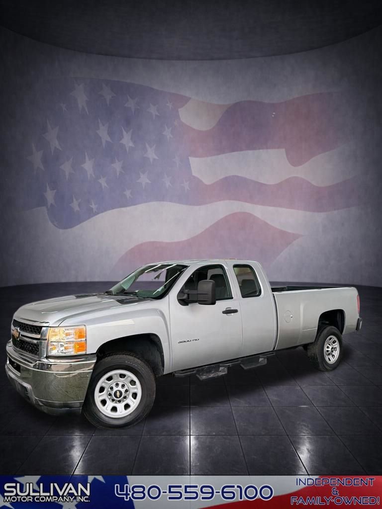 Used 2013 Chevrolet Silverado 3500 W/T image 1