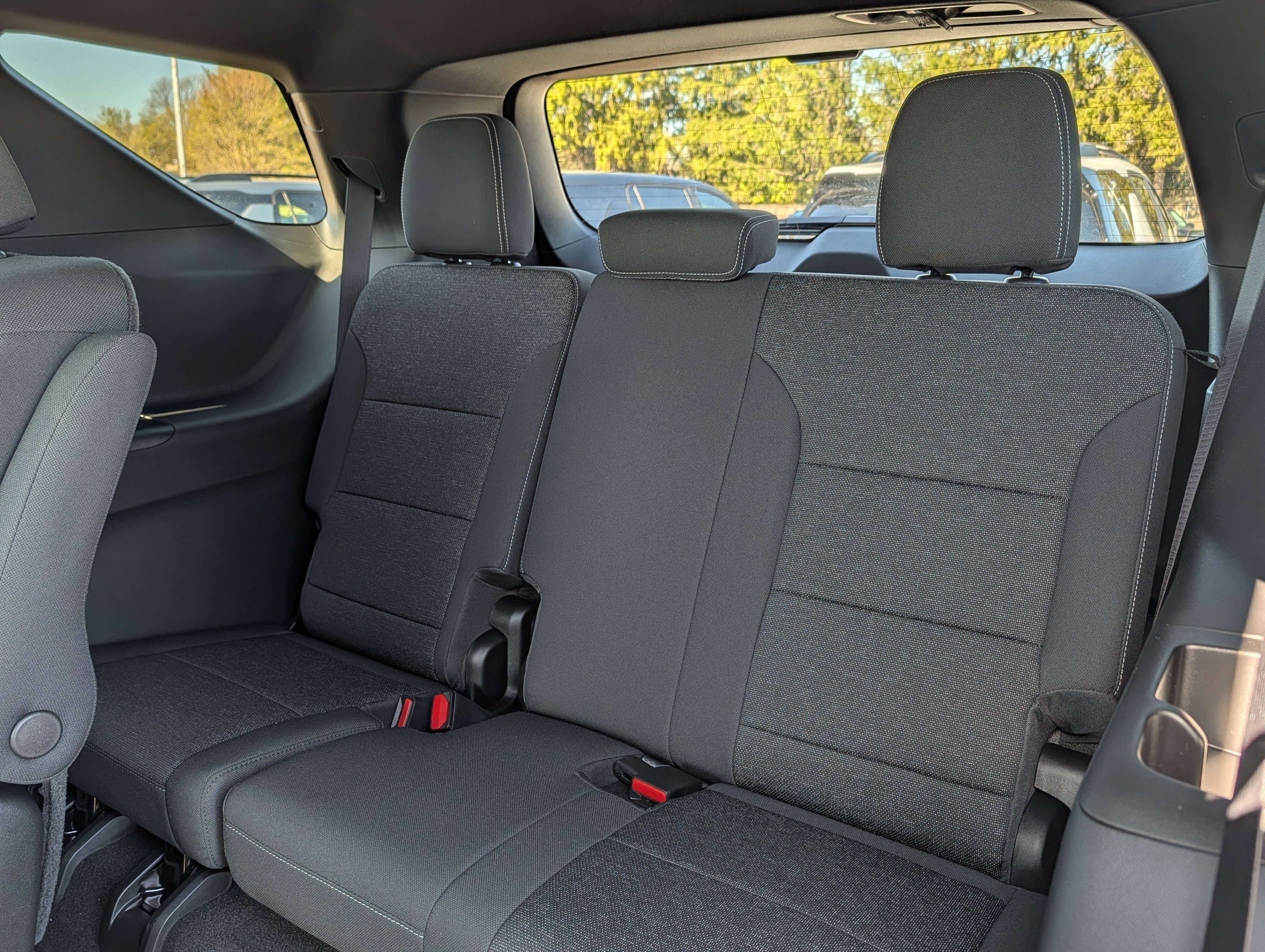 New 2026 Chevrolet Traverse LT w/ Midnight/Sport Edition AWD/4WD image 10