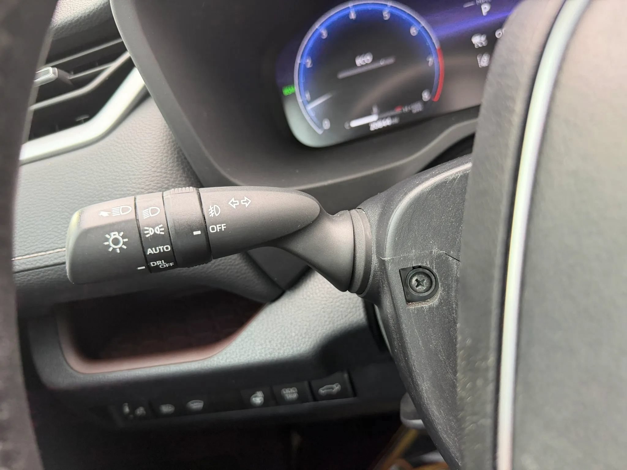 Used 2024 Toyota RAV4 Limited w/ Weather Package AWD/4WD image 16