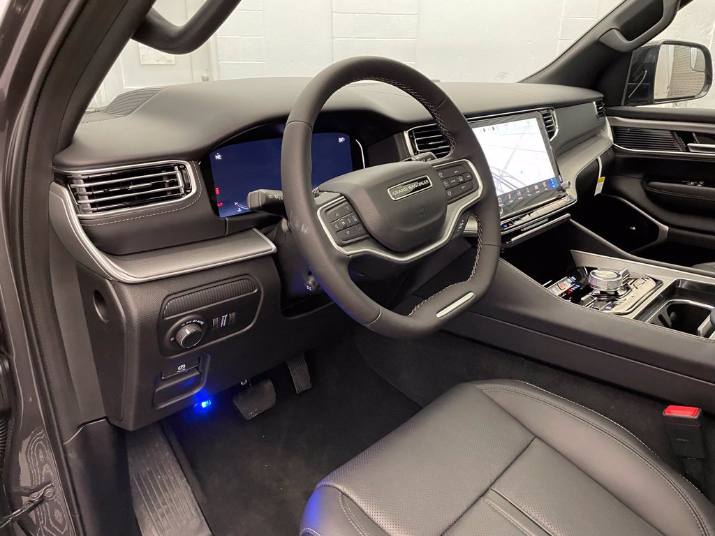New 2026 Jeep Grand Wagoneer Limited AWD/4WD image 19