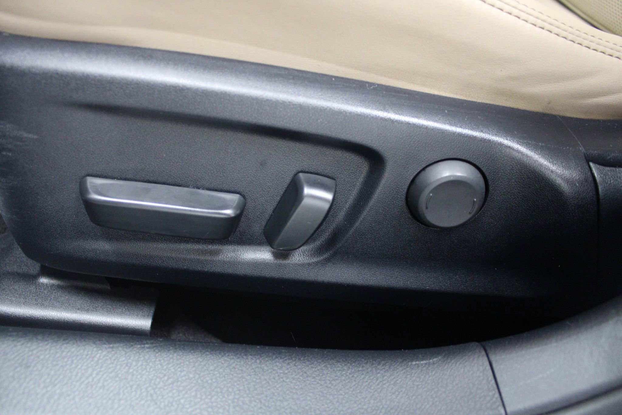 Used 2020 Lexus IS 300 w/ Accessory Package 2 image 16