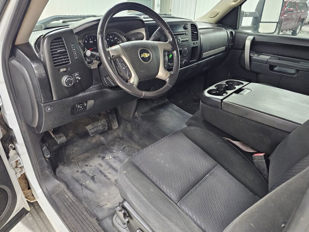 Used 2011 Chevrolet Silverado 1500 LT w/ All-Star Edition image 30