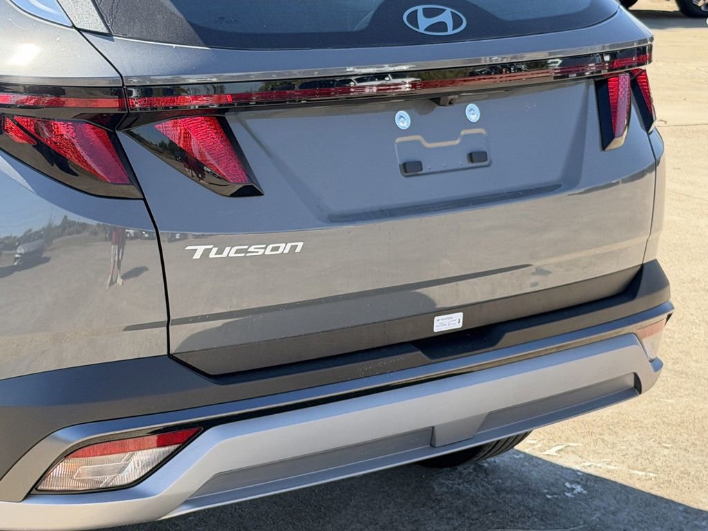 New 2026 Hyundai Tucson SE image 6