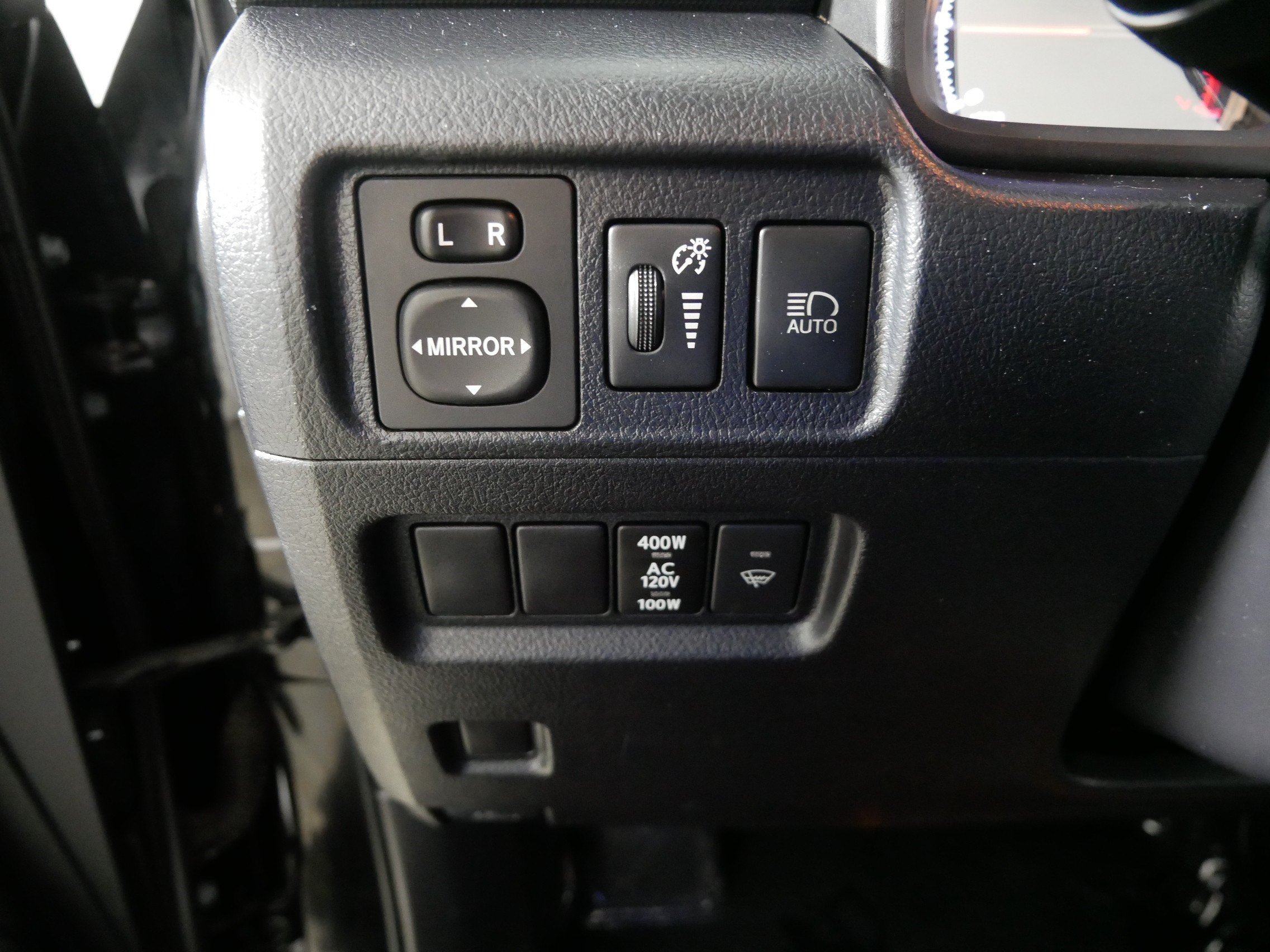 Used 2022 Toyota 4Runner TRD Off-Road Premium w/ TRD Black Wheel Package (TMS) AWD/4WD image 26
