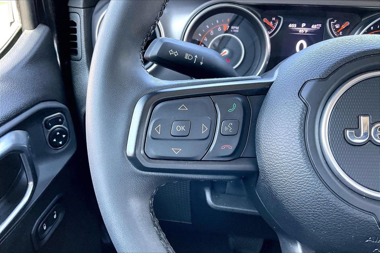Used 2023 Jeep Gladiator Sport AWD/4WD image 28