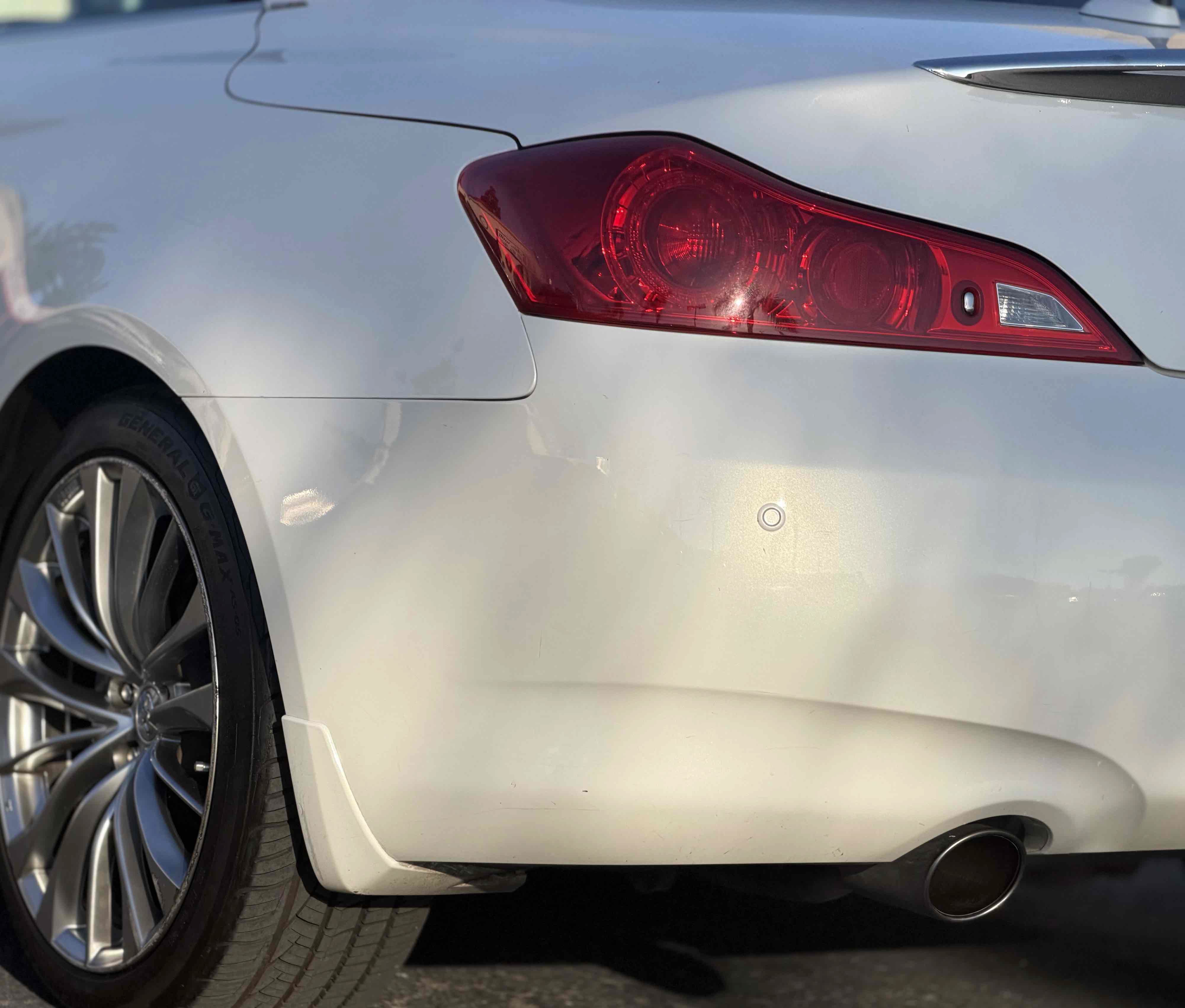 Used 2014 INFINITI Q60 Convertible w/ Premium Package RWD image 14