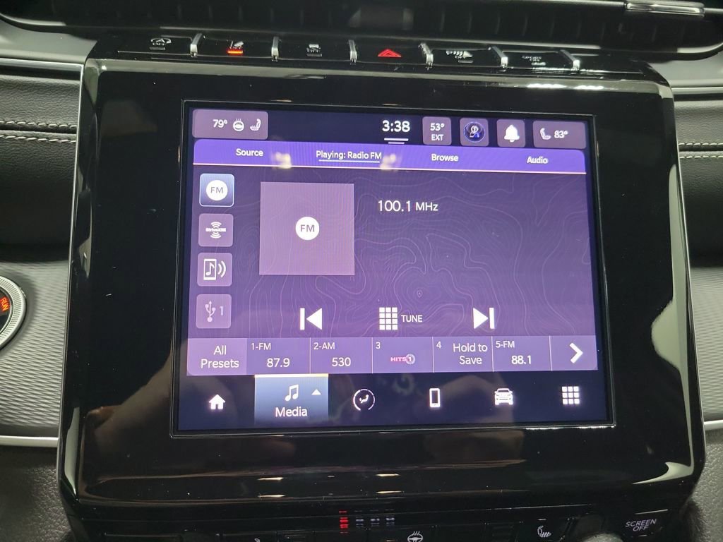 New 2025 Jeep Grand Cherokee L Laredo w/ Luxury Tech Group I image 23