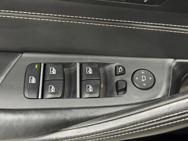 Used 2018 BMW M550i xDrive w/ Driving Assistance Package image 21