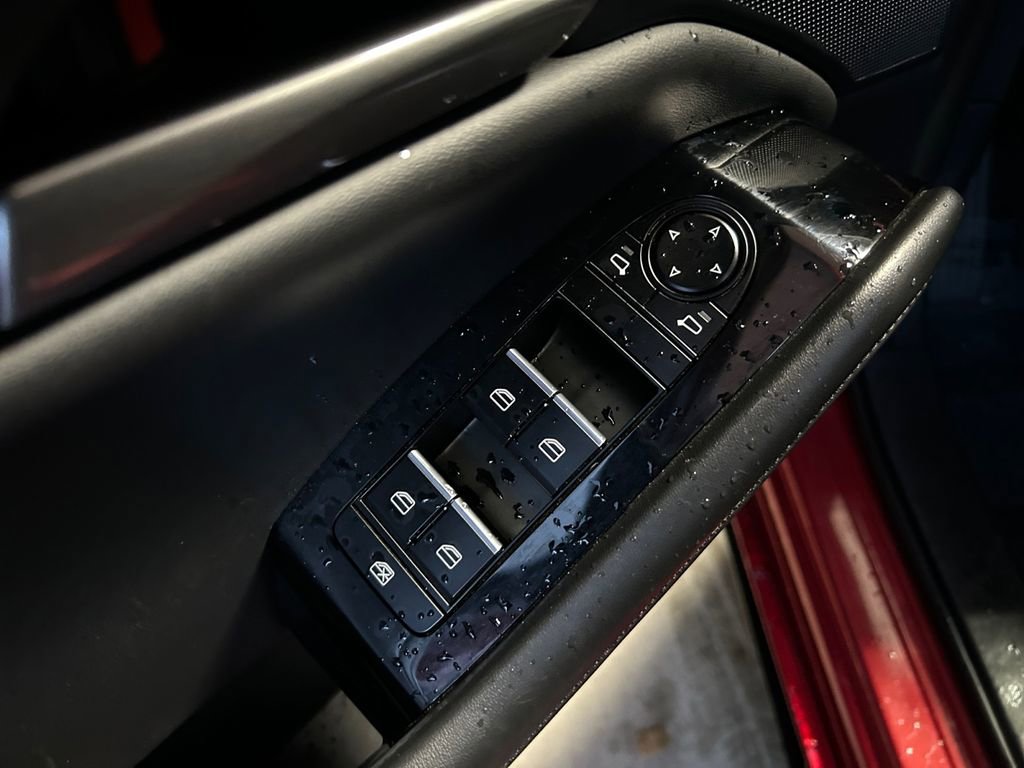 Used 2024 MAZDA MAZDA3 s image 24