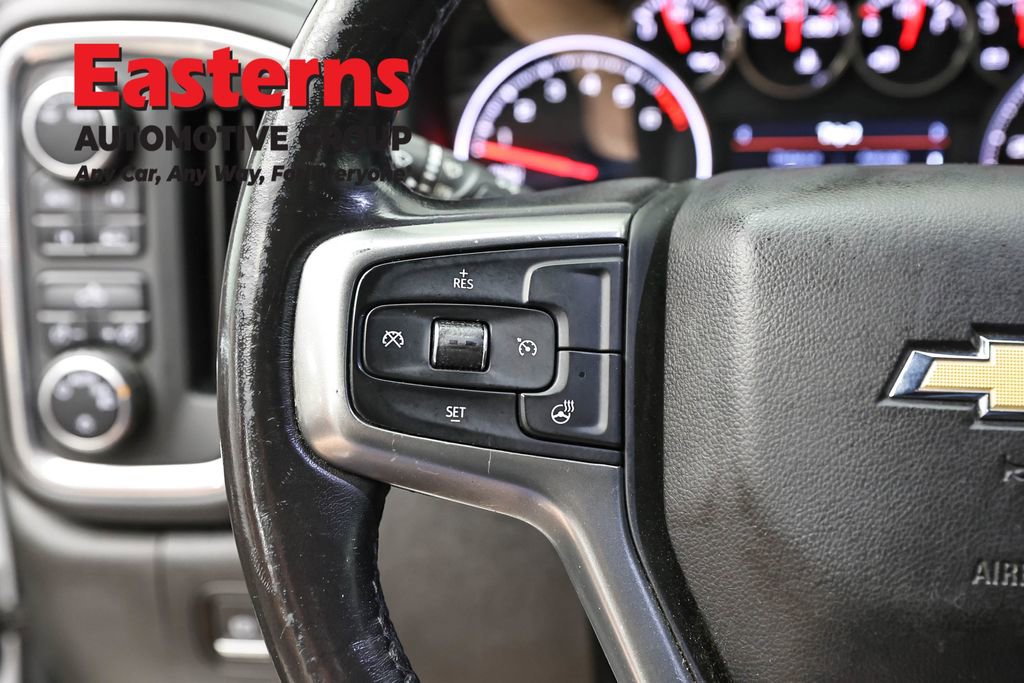 Used 2021 Chevrolet Silverado 1500 LT AWD/4WD image 15