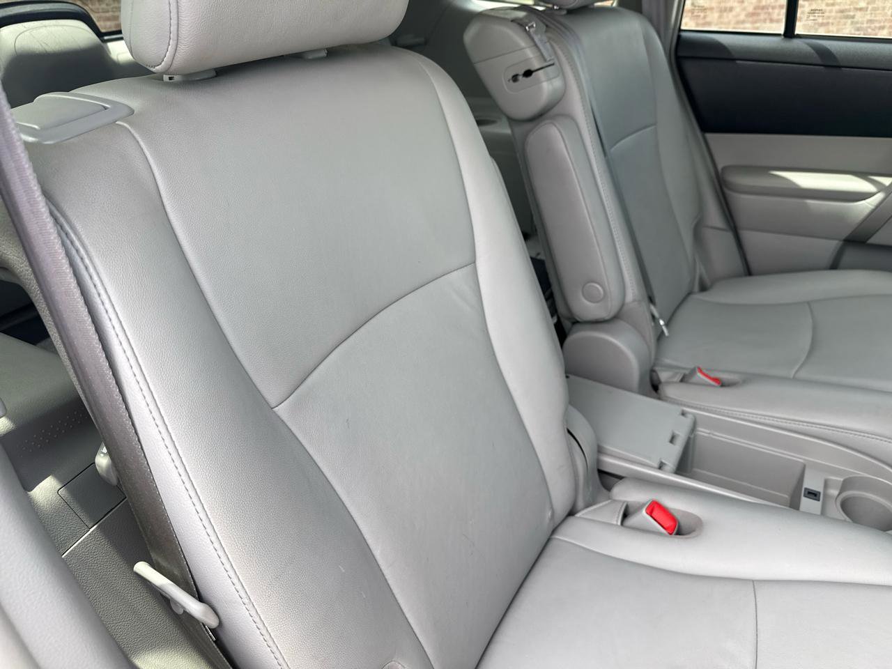 Used 2012 Toyota Highlander SE FWD image 50