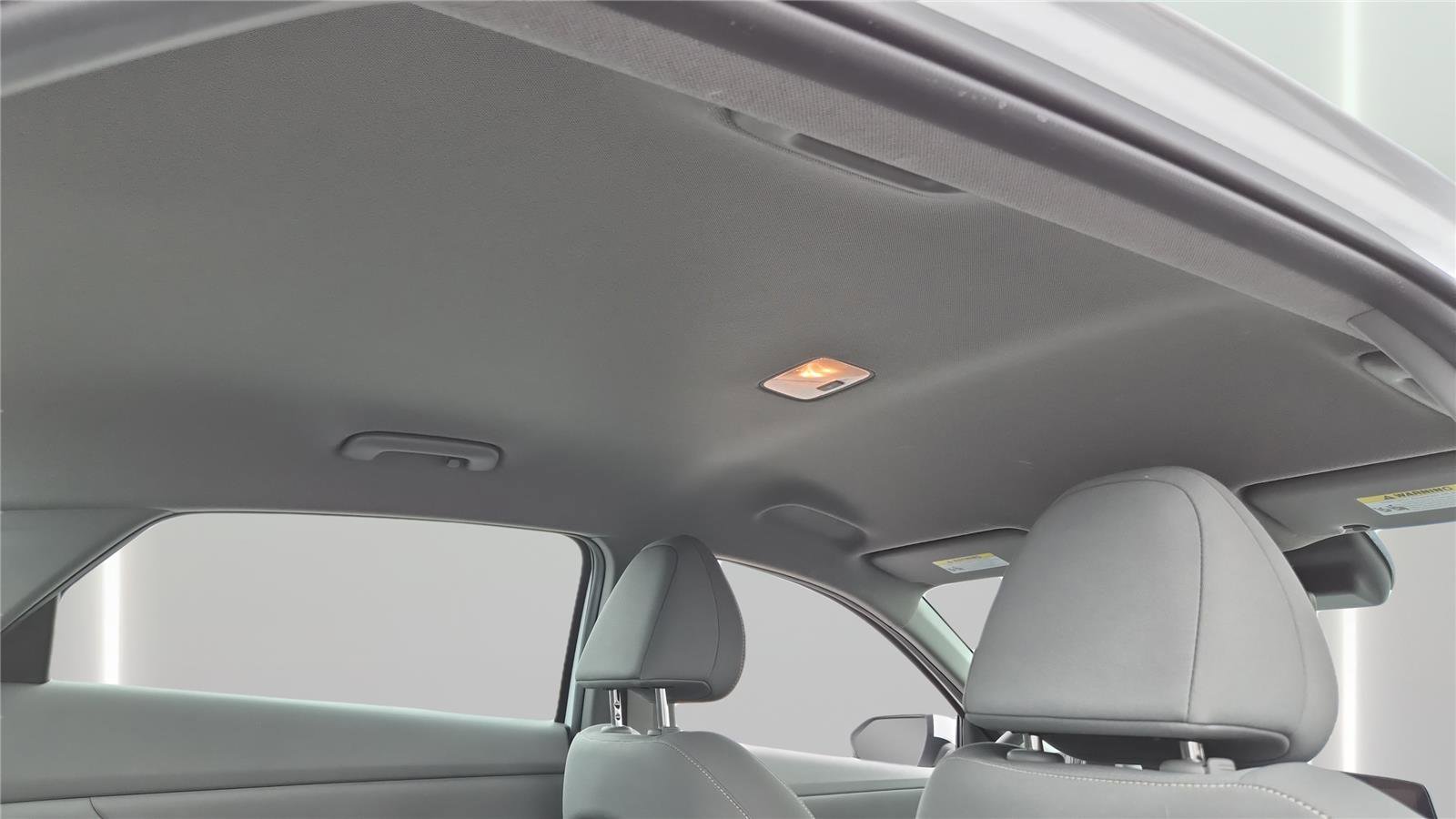 Used 2024 Hyundai Elantra SEL FWD image 16