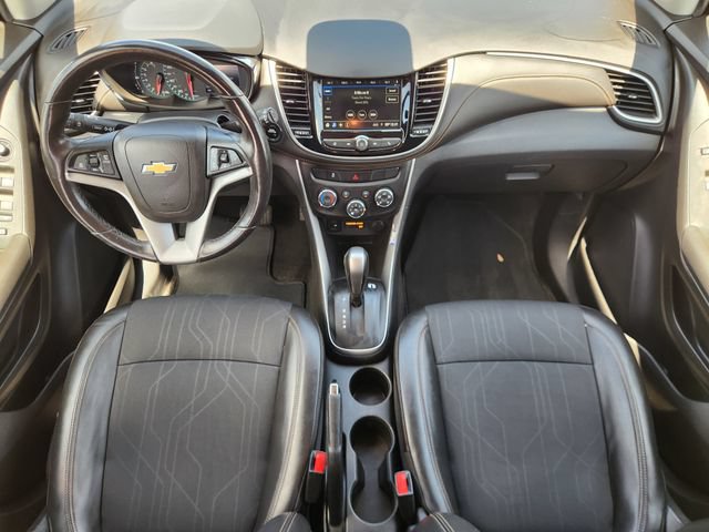Used 2019 Chevrolet Trax LT w/ LT Convenience Package FWD image 26
