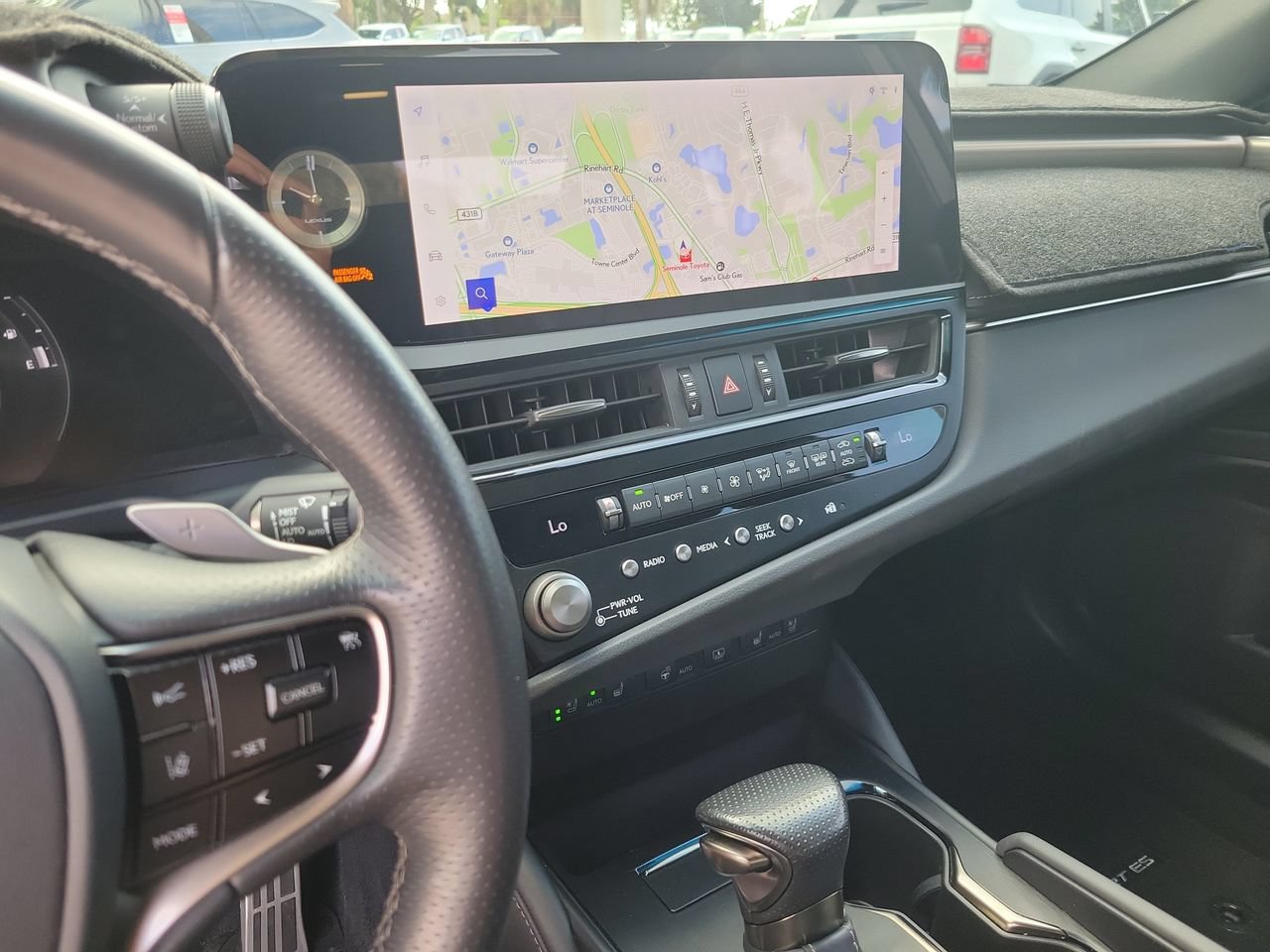 Used 2024 Lexus ES 350 F Sport w/ Accessory Package (Z2) FWD image 23