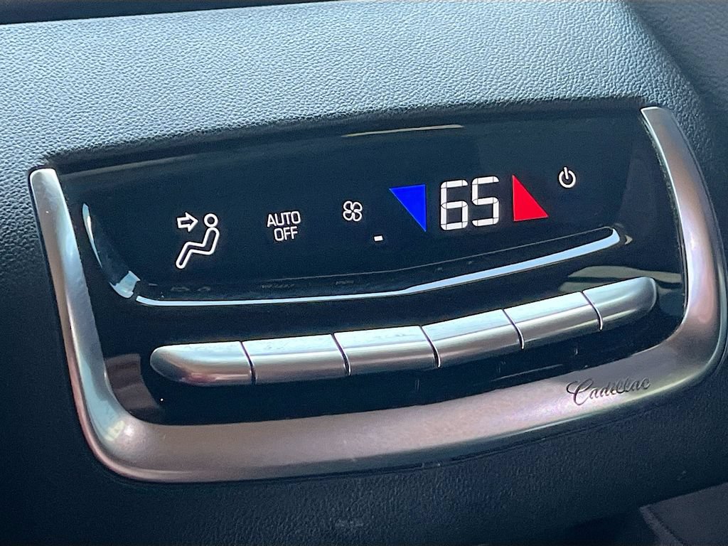 Used 2024 Cadillac XT6 Luxury AWD/4WD image 25
